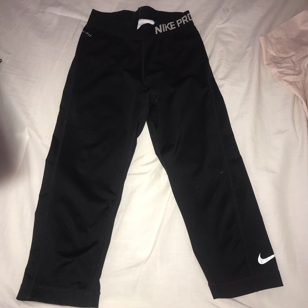 Cropped Nike leggings